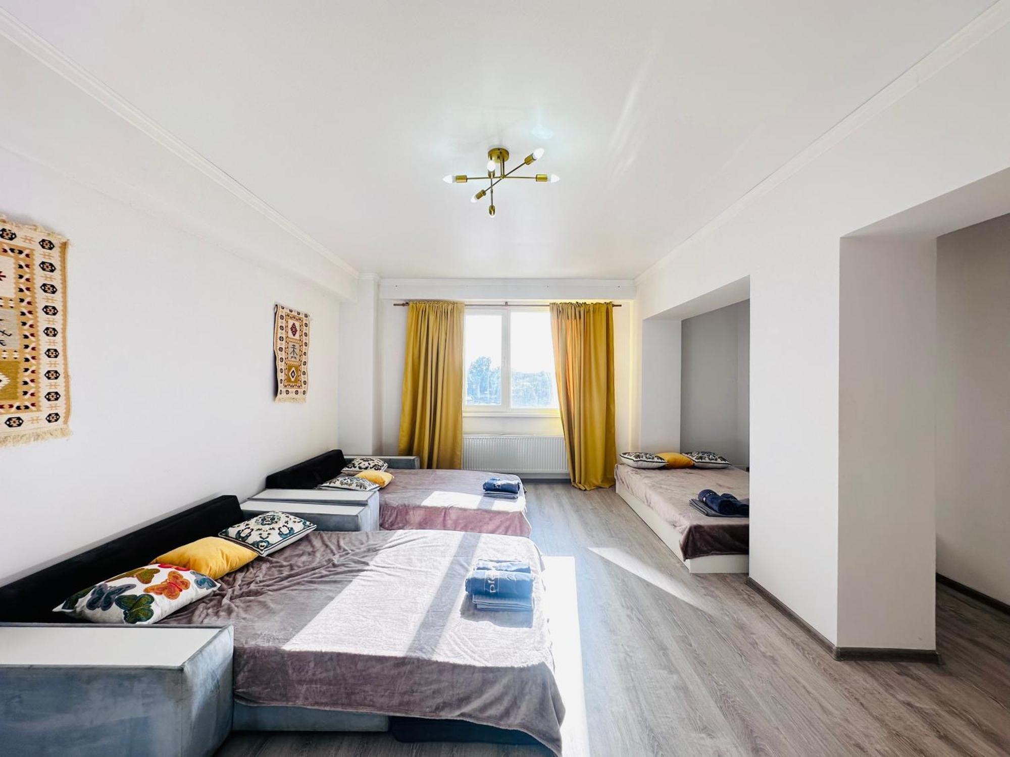 Apartment толе 273 5 Almaty