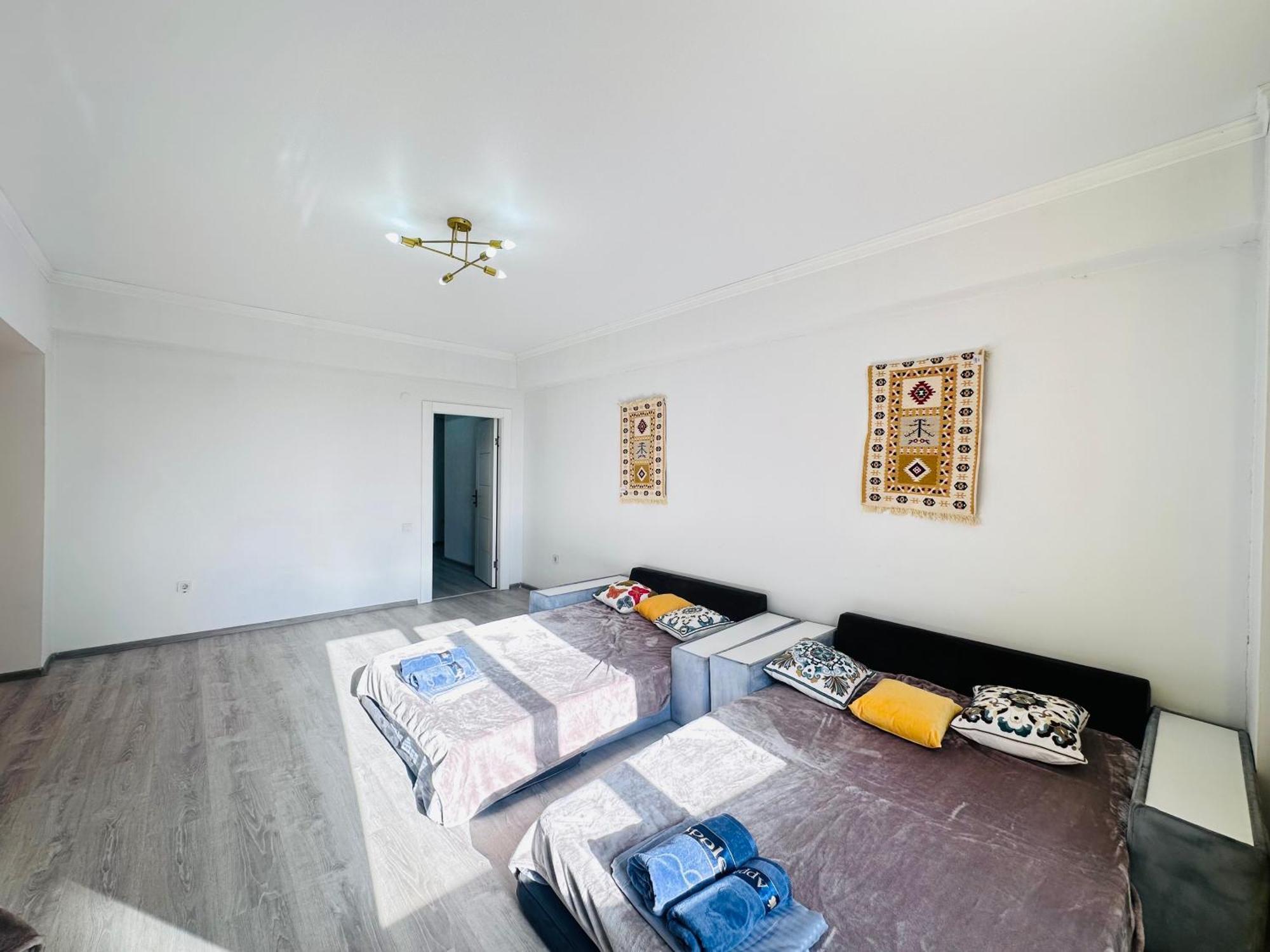 Apartment толе 273 5 Almaty